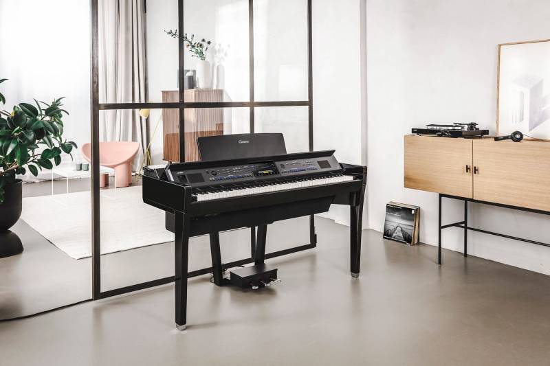 Piano numérique arrangeur Yamaha CVP 909